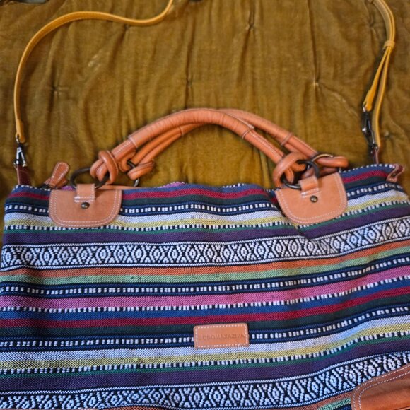 BCBGMAXAZARIA boho hobo bag - Picture 3 of 4